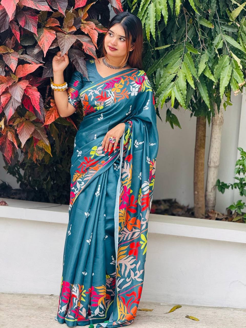 Noor Xclusive-প্রিমিয়াম কোয়ালিটি ফুল হাফসিল্ক শাড়ি (1)